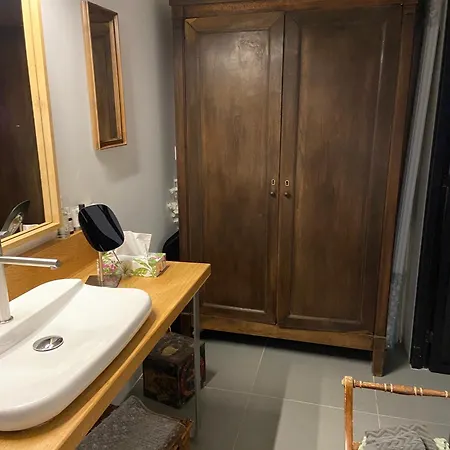 Gæstehus Privee Avec Acces Jardin En Coeur De Village 3*